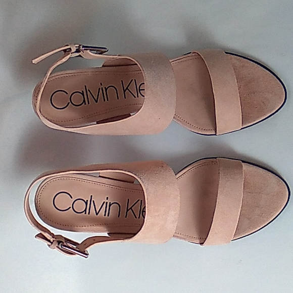 Calvin Klein Women's Carina Kid Nude Suede Block Heel Sandals- Size 9M - Picture 5 of 10